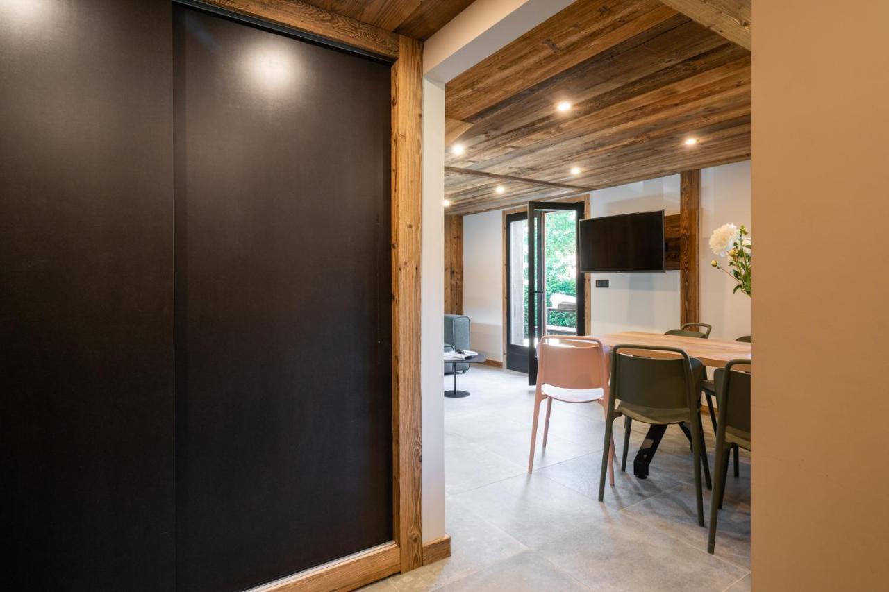 Le Petit Chalet De 蒙特里永 外观 照片
