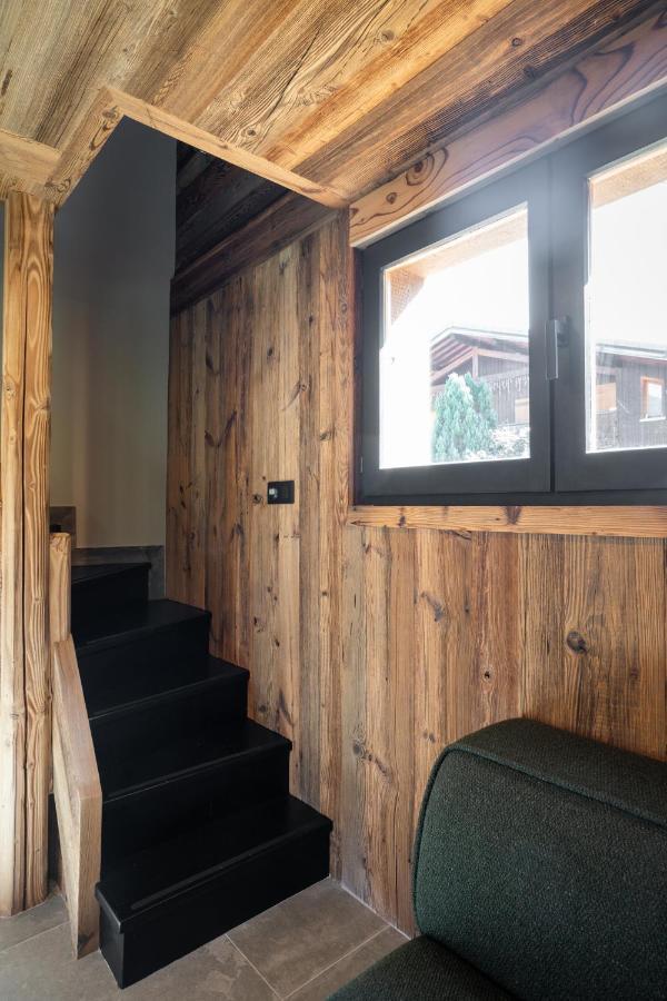 Le Petit Chalet De 蒙特里永 外观 照片